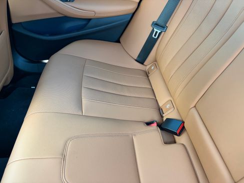 Used 2022 BMW 540i w/ M Sport Package image 12