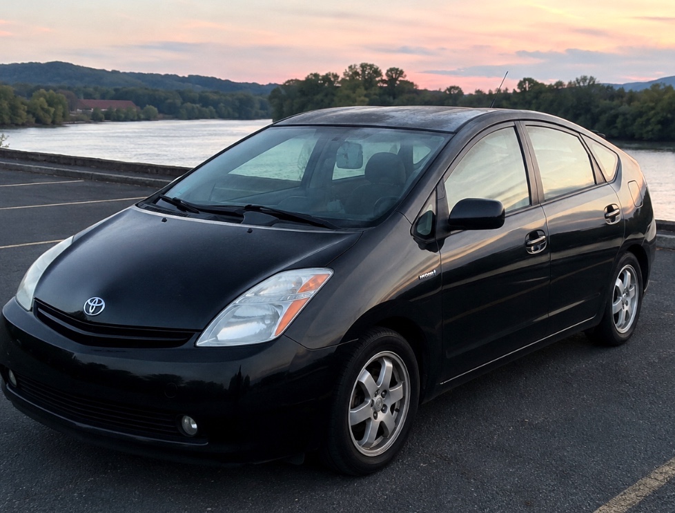 Used 2008 Toyota Prius w/ Pkg 6 FWD image 1