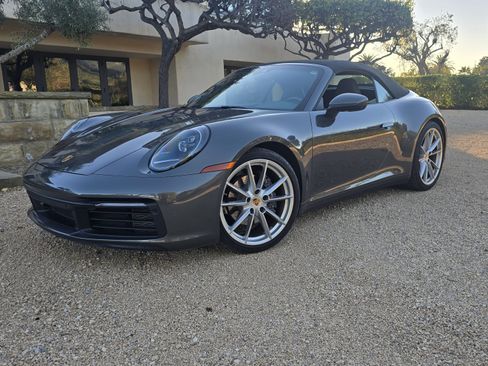 Used 2021 Porsche 911 Carrera image 1