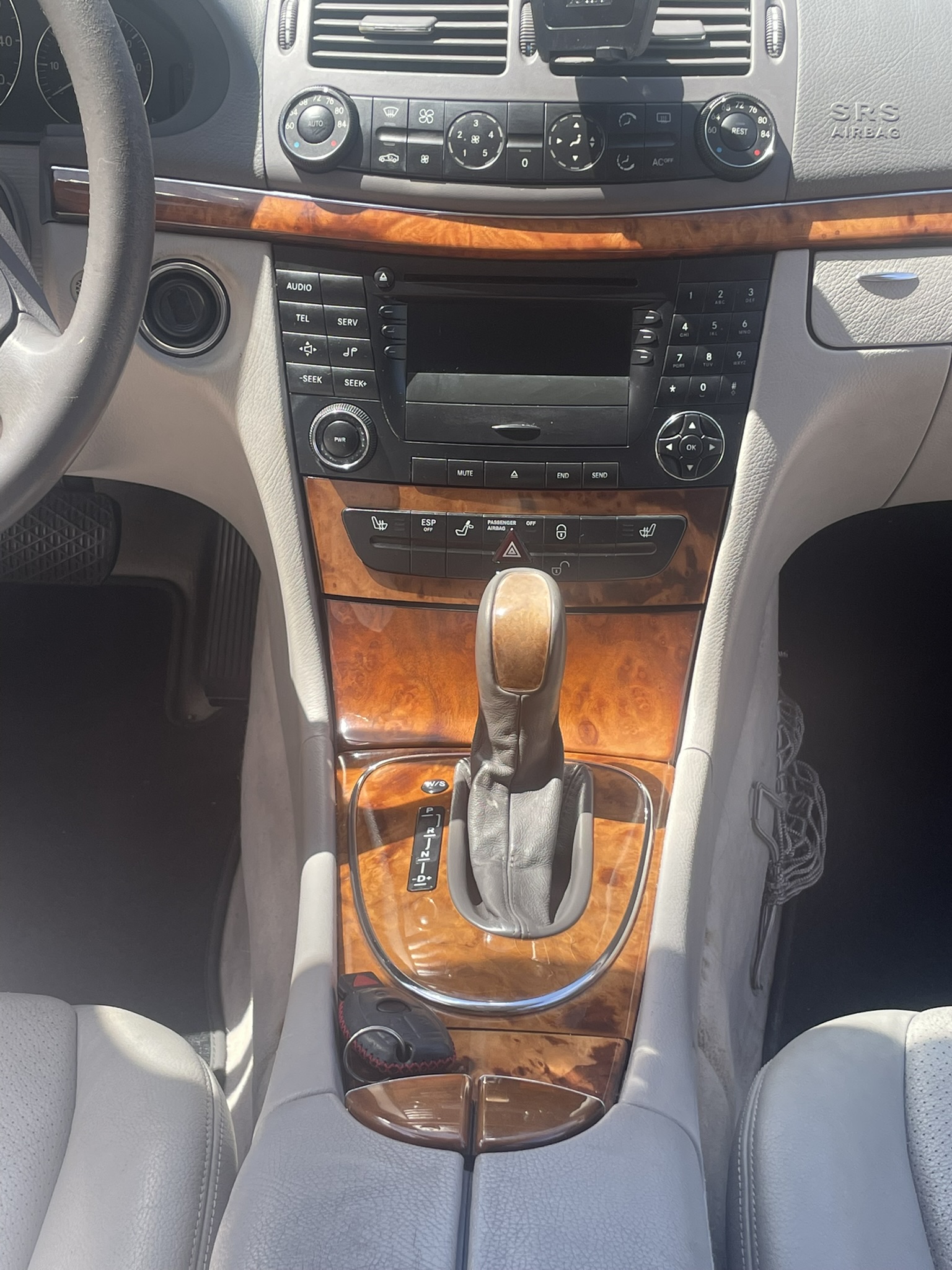Used 2003 Mercedes-Benz E 320 Sedan image 9