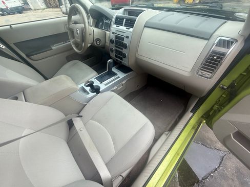Used 2011 Mercury Mariner 2WD w/ 101A Rapid Spec Order Code image 4