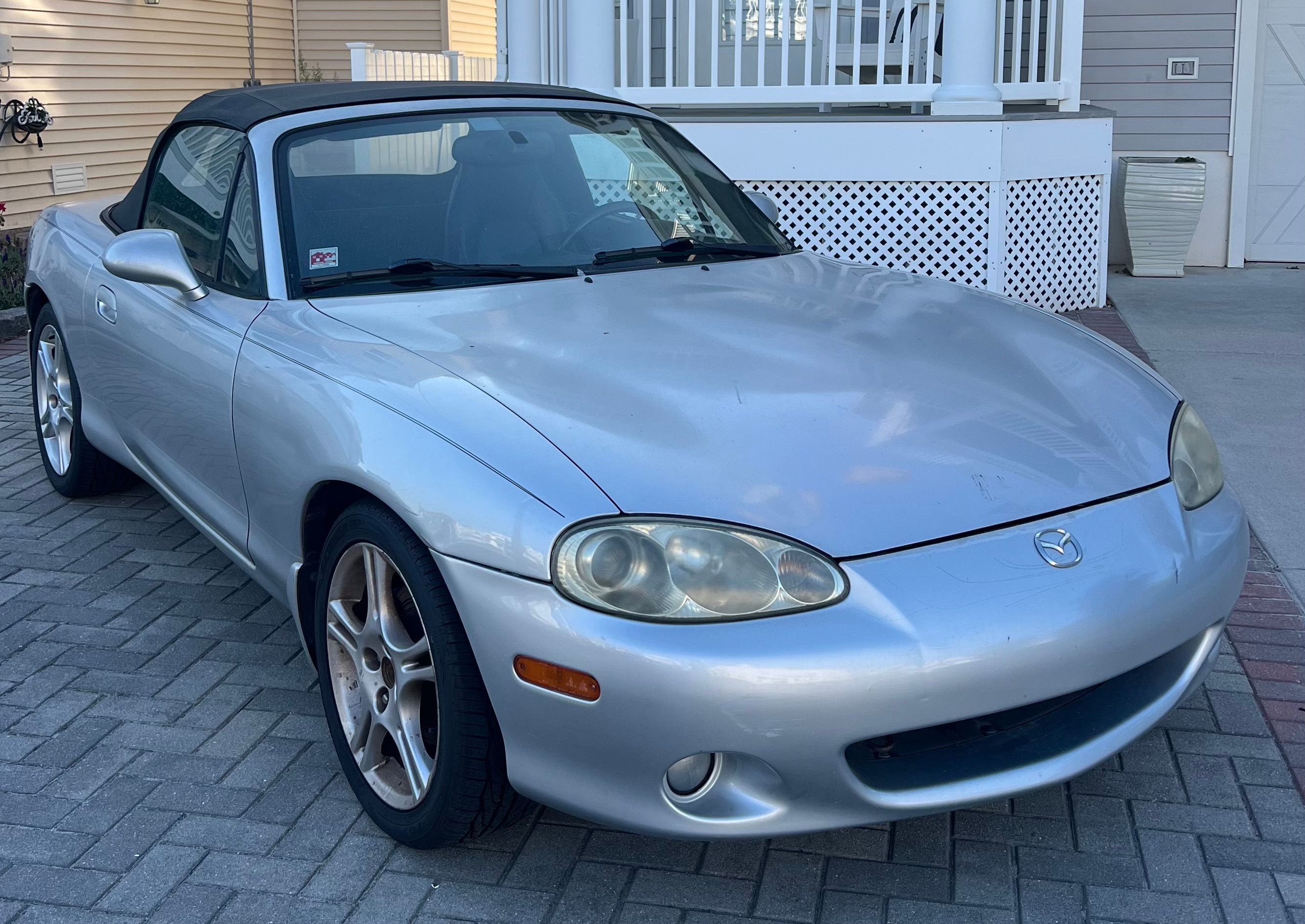 Used 2005 MAZDA MX-5 Miata LS RWD image 13
