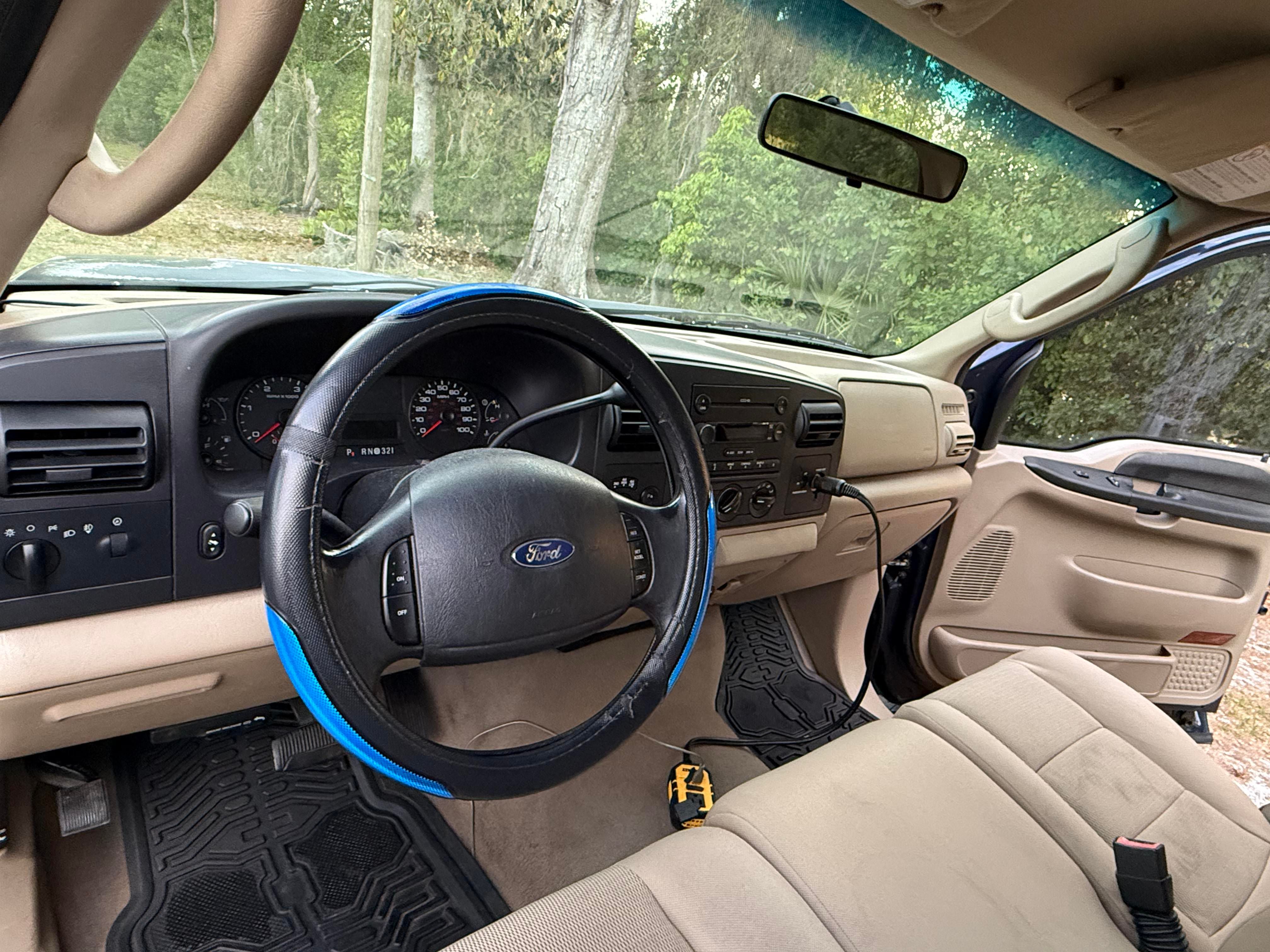 Used 2005 Ford F250 XLT AWD/4WD image 8
