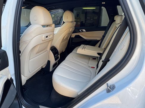 Used 2021 BMW X5 sDrive40i w/ Premium Package 2 image 11