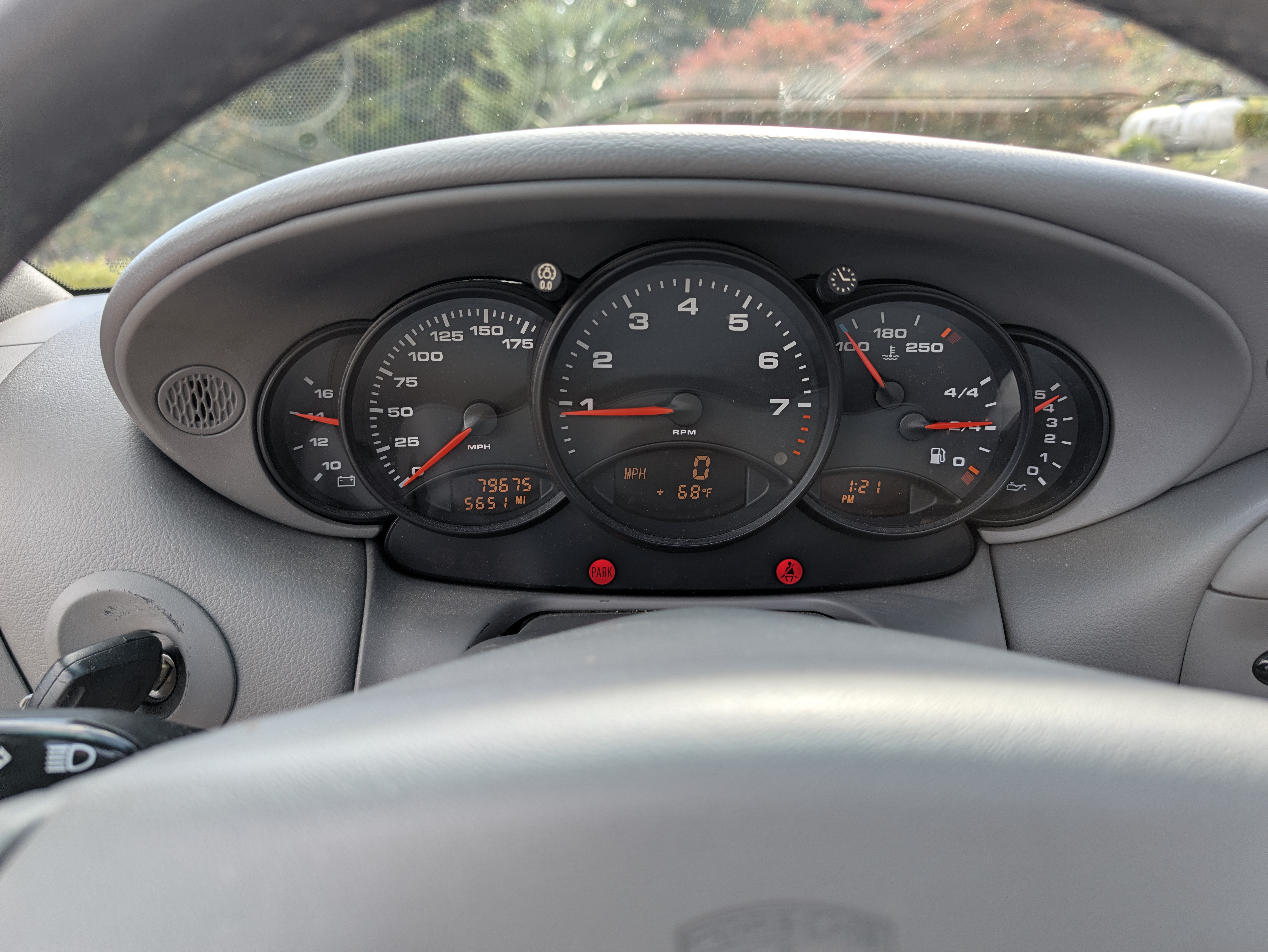 Used 2000 Porsche 911 Cabriolet image 11