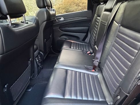 Used 2020 Jeep Grand Cherokee Limited X image 11