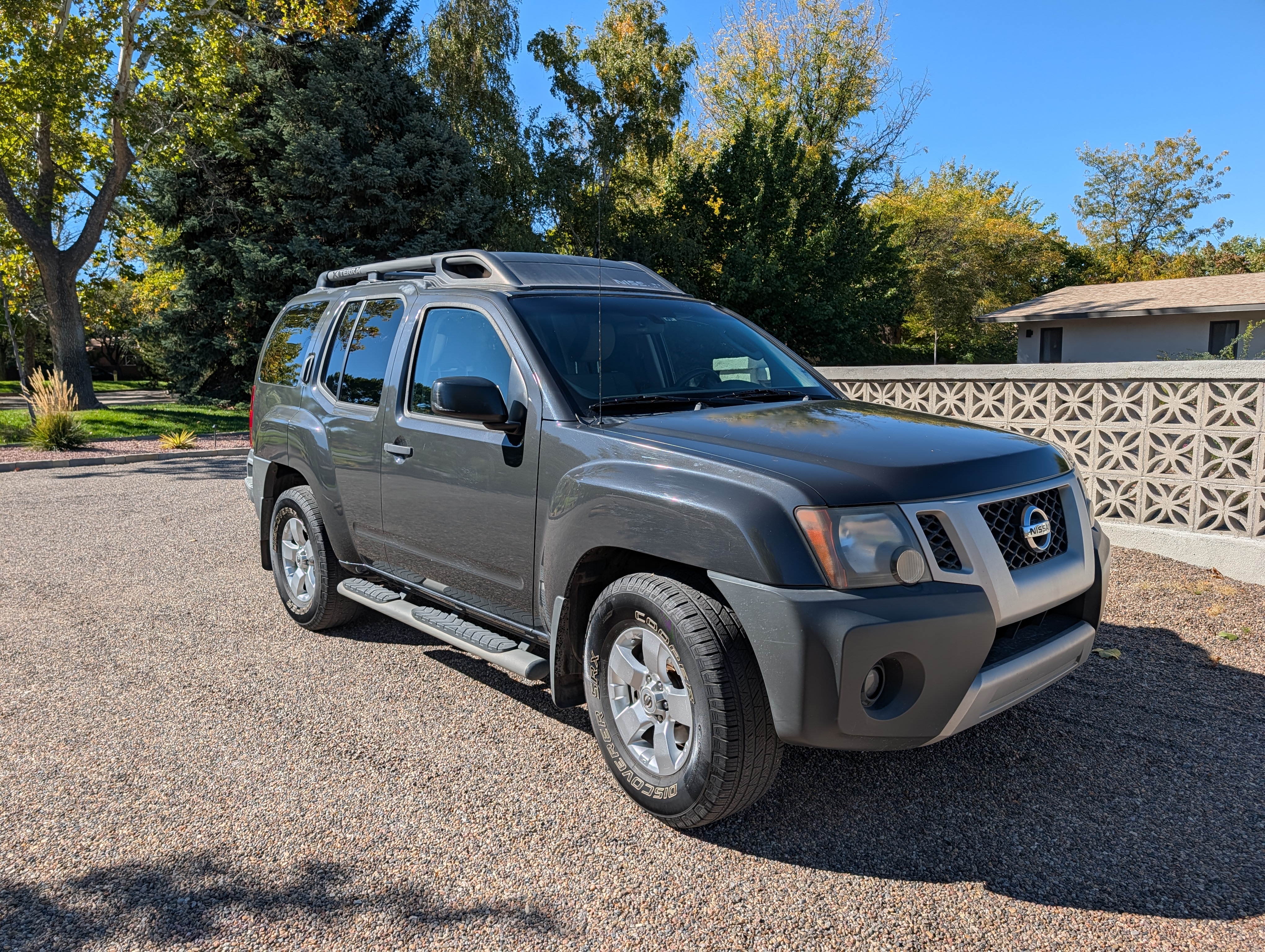 Used 2010 Nissan Xterra S RWD image 2