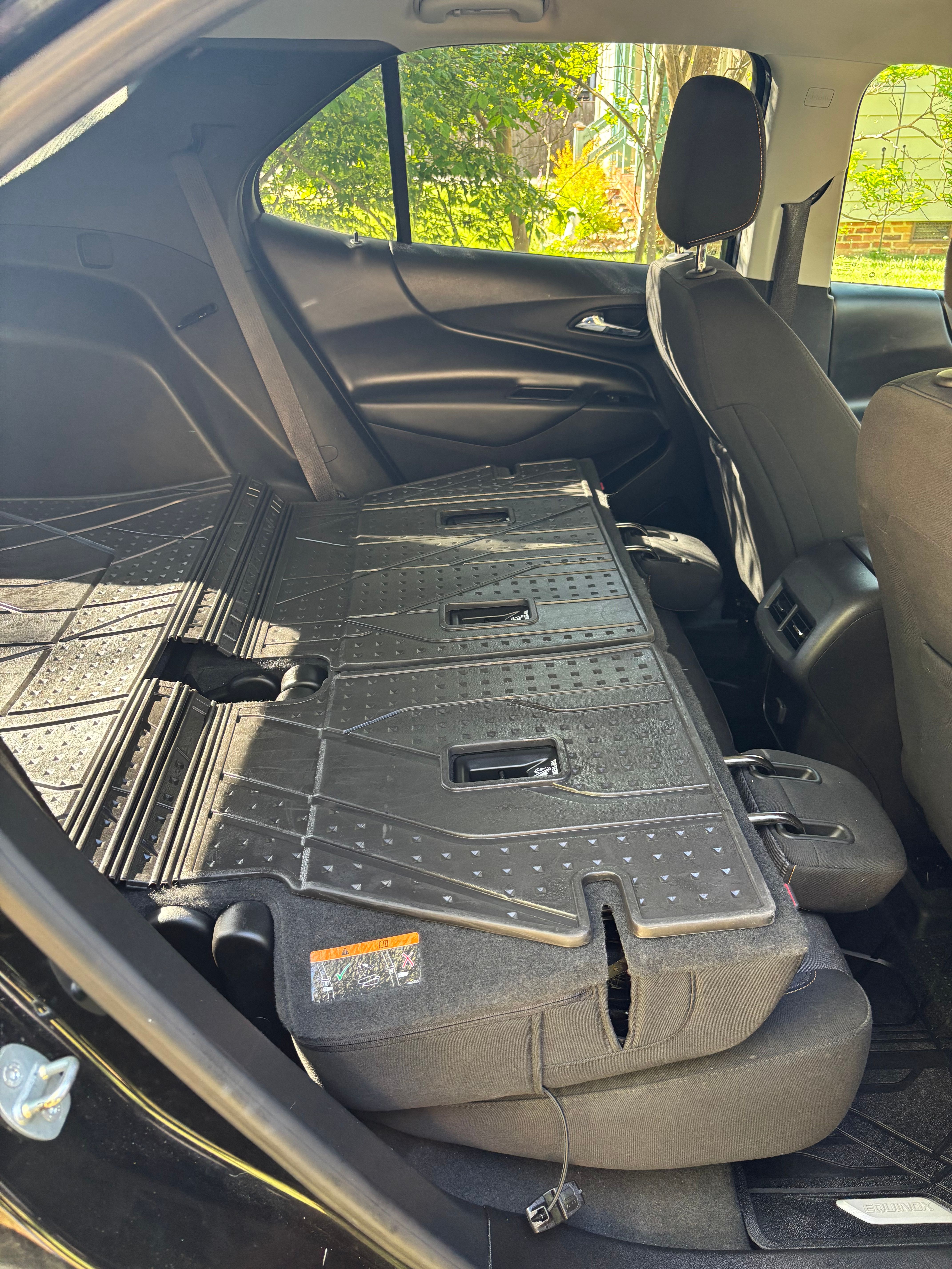 Used 2018 Chevrolet Equinox LT FWD image 10