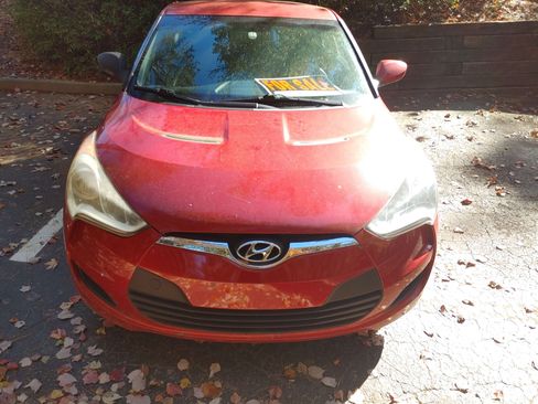 Used 2014 Hyundai Veloster image 5