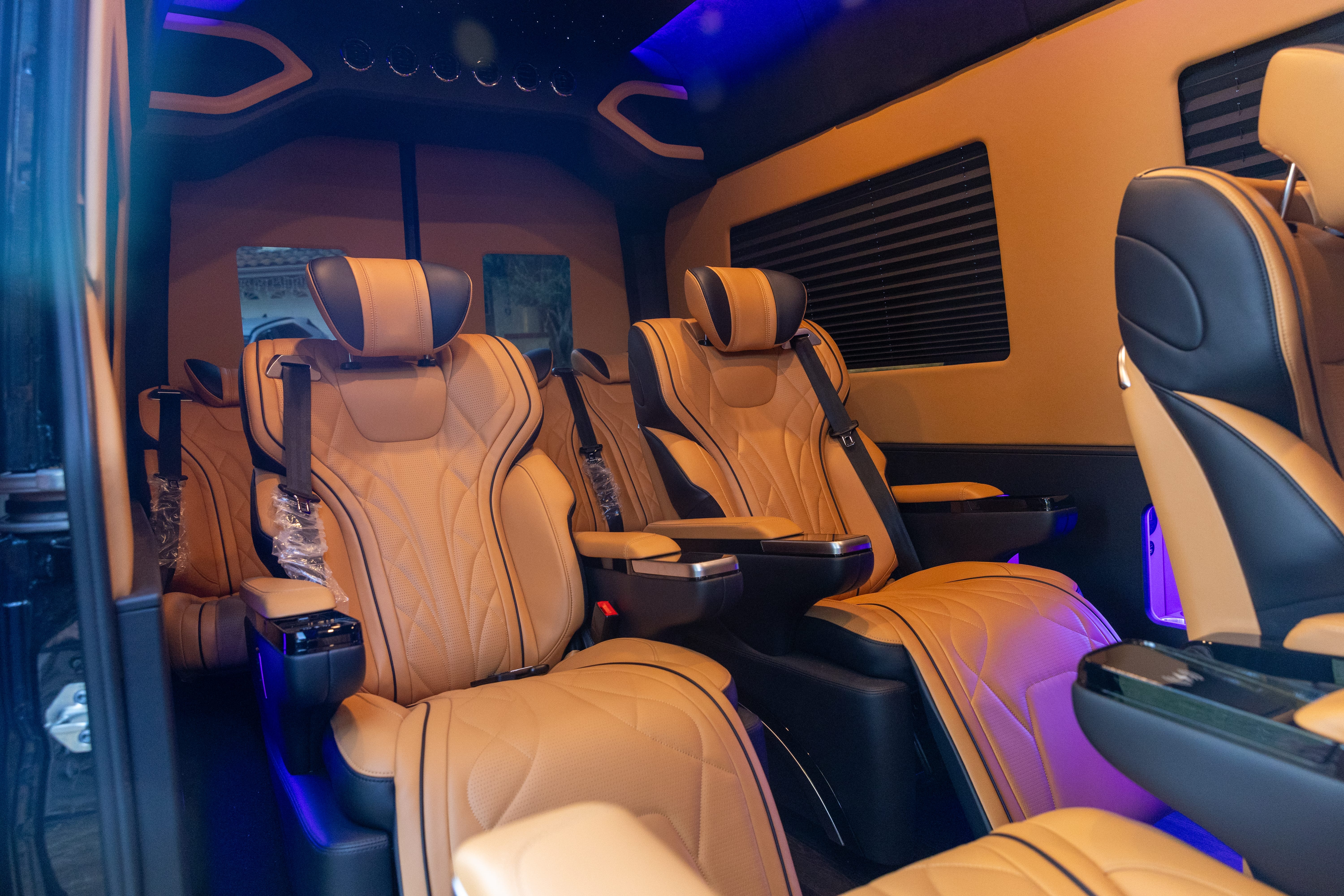 Used 2025 Mercedes-Benz Sprinter 2500 image 15