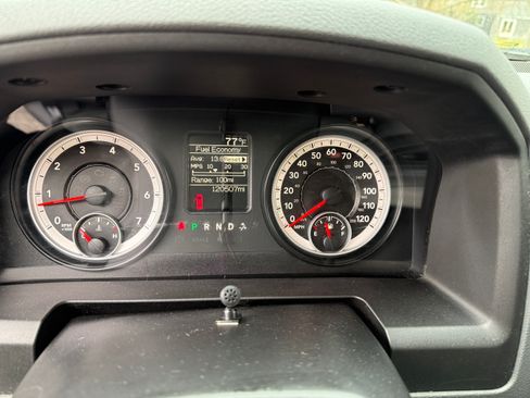 Used 2014 RAM 1500 Express image 16