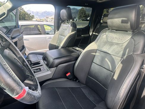 Used 2019 Ford F150 Raptor w/ Equipment Group 802A Luxury AWD/4WD image 12