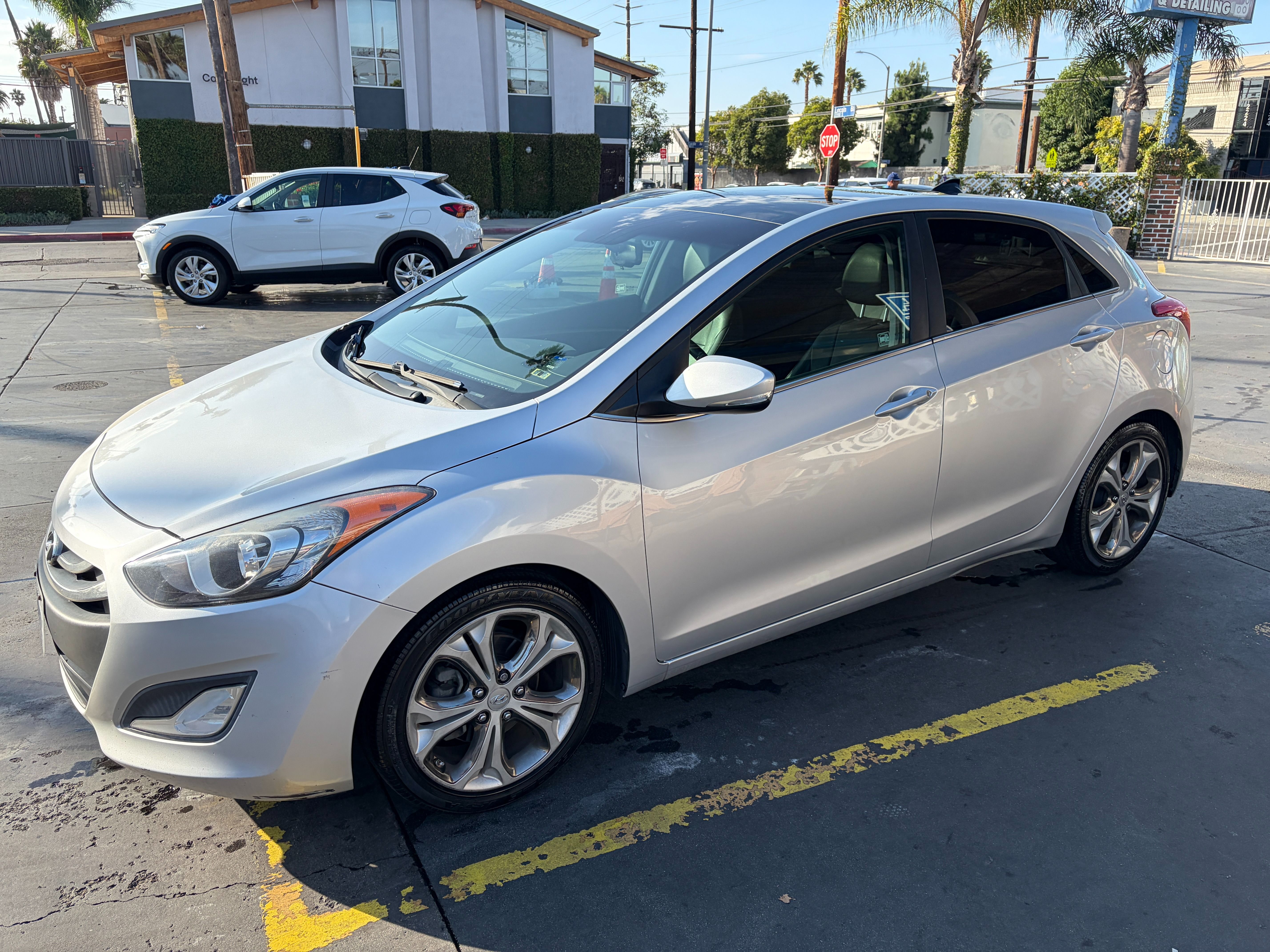 Used 2013 Hyundai Elantra GT w/ Style Pkg FWD image 1