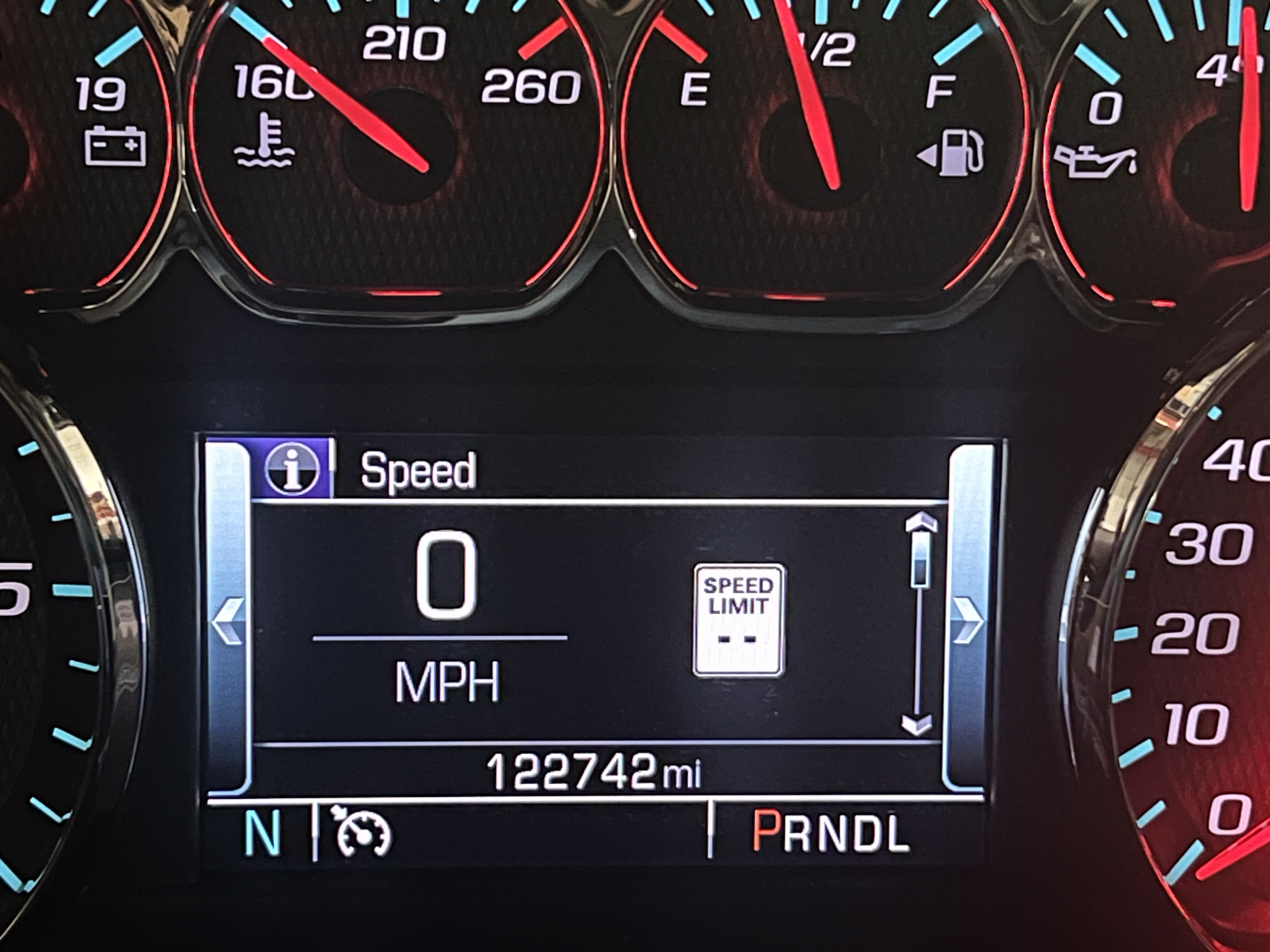 Used 2020 Chevrolet Suburban LT AWD/4WD image 8