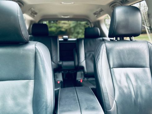 Used 2019 Lexus GX 460 image 9