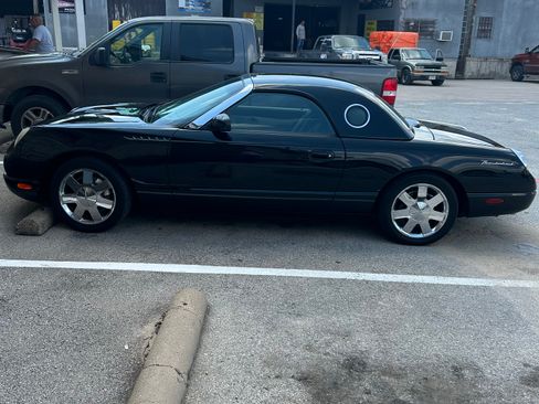 Used 2002 Ford Thunderbird RWD image 6