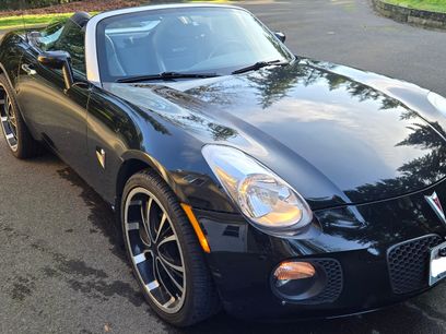 Used 2008 Pontiac Solstice GXP w/ Premium Package