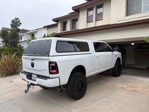 Used 2021 RAM 2500 Big Horn w/ Night Edition AWD/4WD image 5
