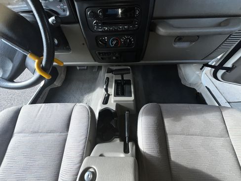 Used 2005 Jeep Wrangler Rubicon w/ Security Group image 13