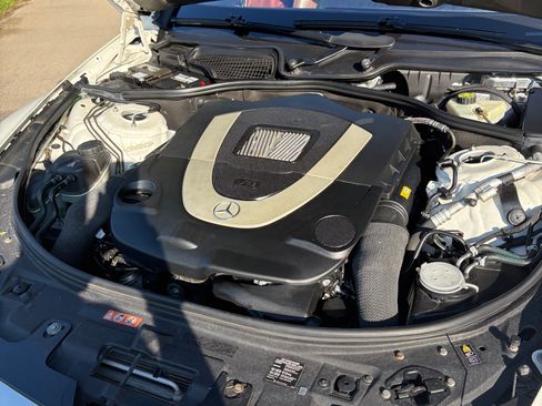 Used 2010 Mercedes-Benz CL 550 4MATIC image 12