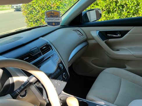 Used 2015 Nissan Altima 2.5 S w/ Special Edition Package image 1
