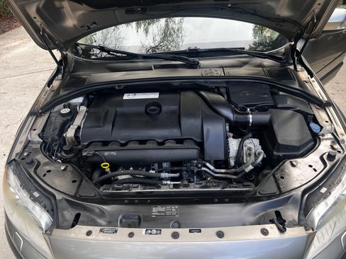 Used 2015 Volvo XC70 T6 Platinum image 8