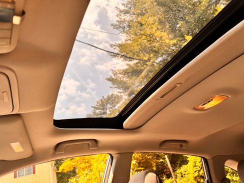 Used 2011 Honda CR-V EX image 12