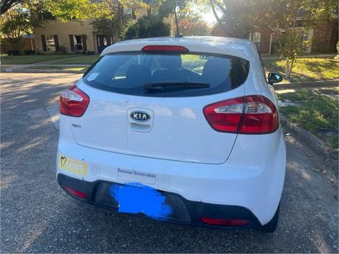 Used 2012 Kia Rio LX w/ PWR Pkg FWD image 4