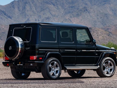 Used 2016 Mercedes-Benz G 550 image 5