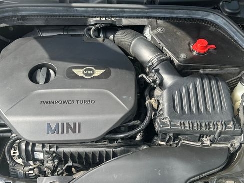 Used 2017 MINI Cooper 2-Door Hardtop FWD image 13