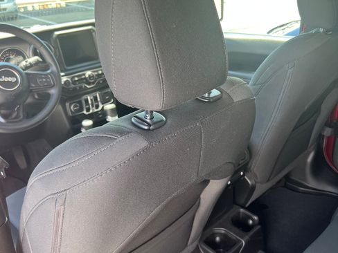 Used 2022 Jeep Wrangler Unlimited Sport AWD/4WD image 10