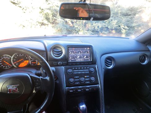 Used 2010 Nissan GT-R Premium image 13