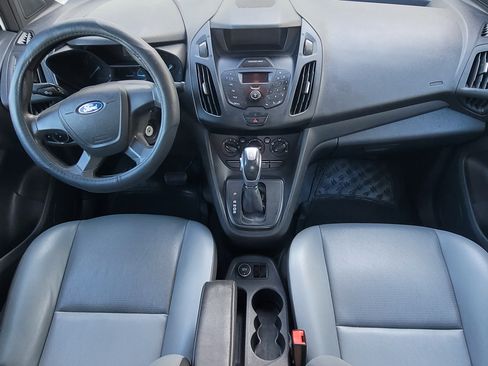 Used 2017 Ford Transit Connect XL image 4