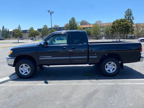 Used 2002 Toyota Tundra SR5 RWD image 1