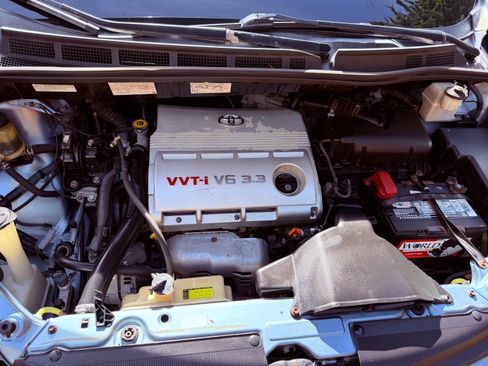 Used 2006 Toyota Sienna XLE image 16