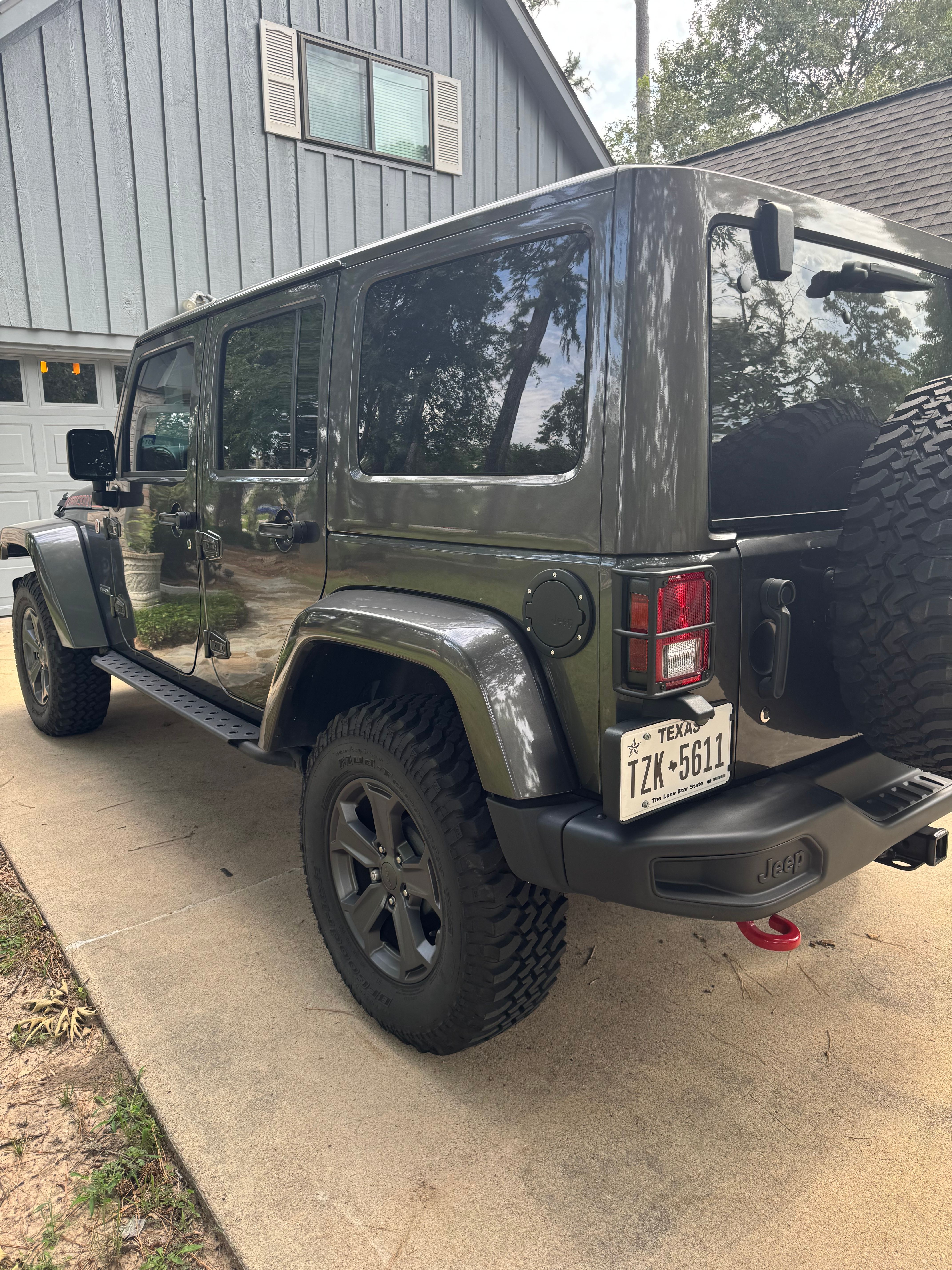 Used 2017 Jeep Wrangler Unlimited Rubicon AWD/4WD image 10