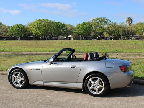 Used 2000 Honda S2000 image 5