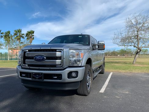 Used 2016 Ford F350 Platinum AWD/4WD image 1