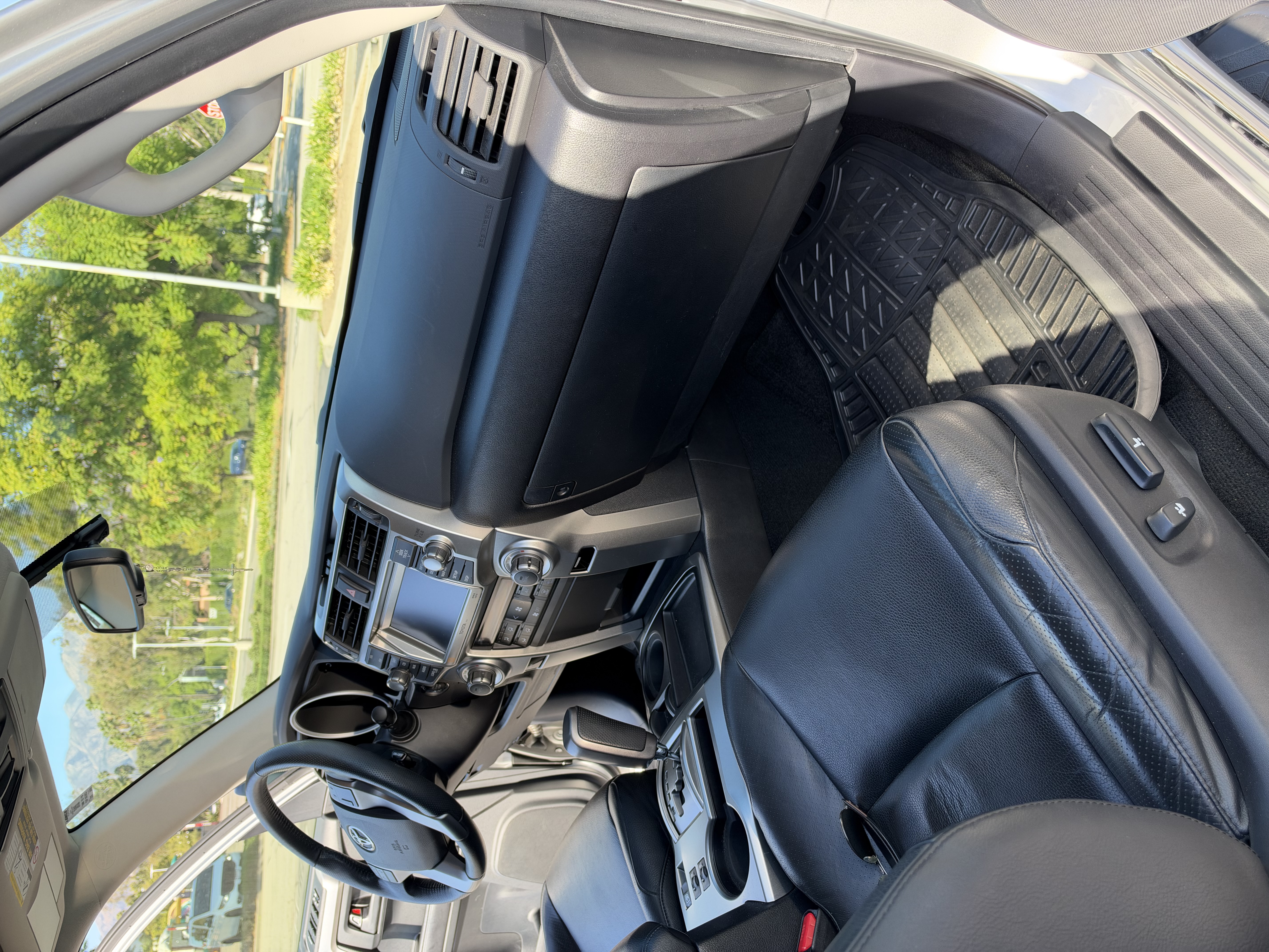 Used 2012 Toyota 4Runner Limited RWD image 13
