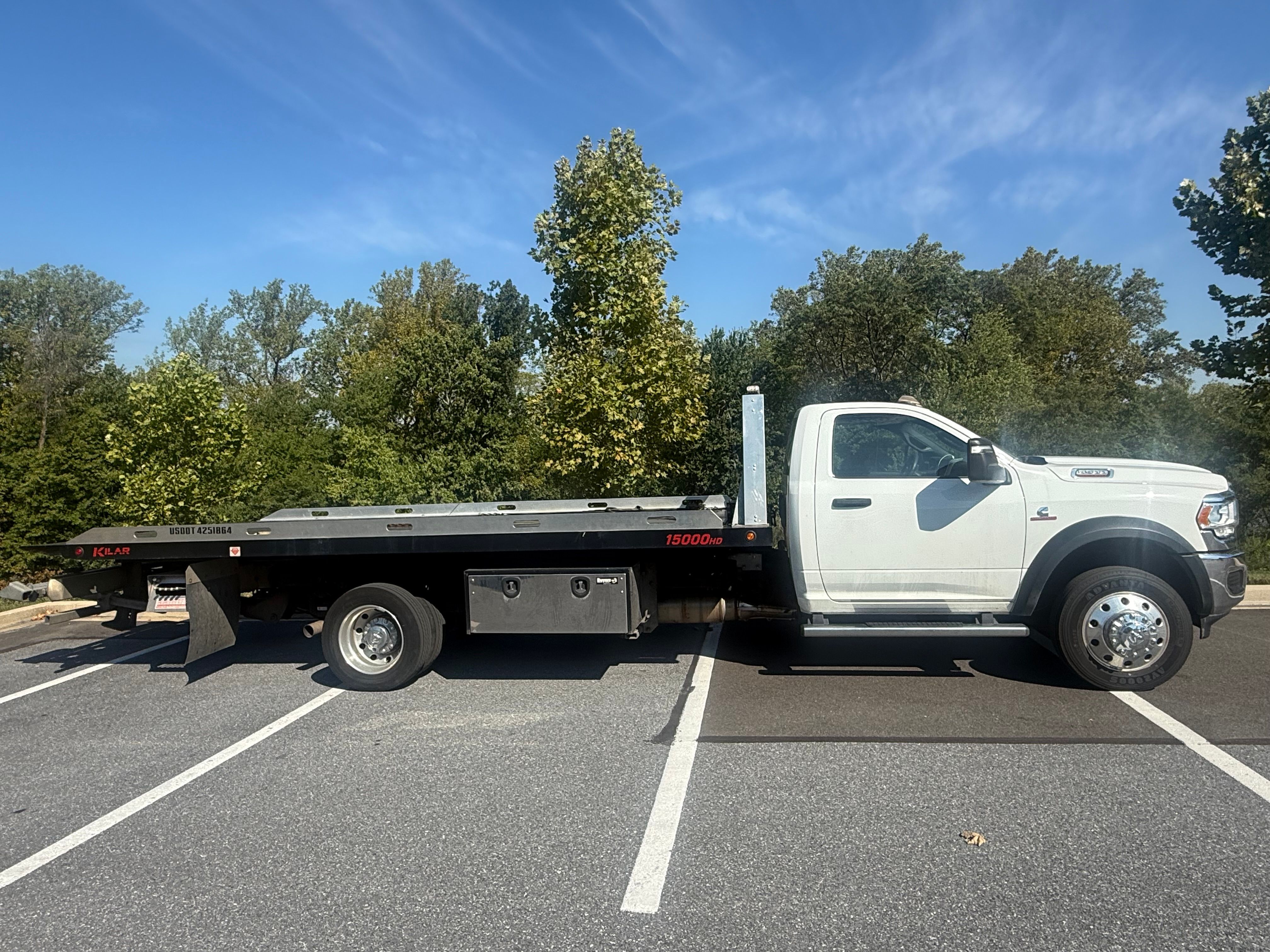 Used 2023 RAM 5500 Tradesman RWD image 5