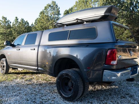 Used 2018 RAM 3500 Big Horn image 5