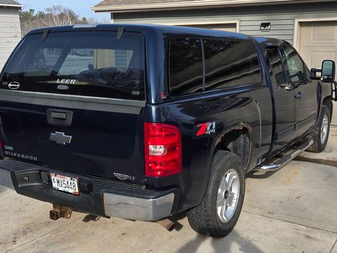 Used 2010 Chevrolet Silverado 1500 LT w/ Power Pack Plus image 6