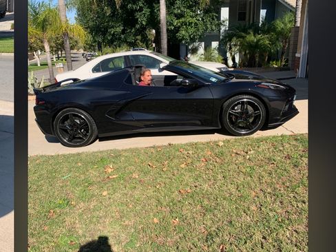 Used 2024 Chevrolet Corvette Stingray Preferred Conv w/ Z51 Performance Package image 2