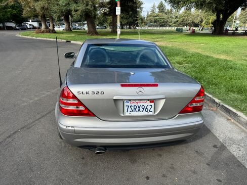 Used 2003 Mercedes-Benz SLK 320 image 16