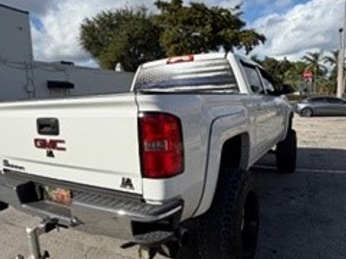 Used 2014 GMC Sierra 1500 SLE w/ SLE Value Package image 5