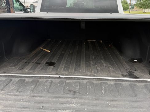 Used 2019 RAM 1500 Express w/ Express Value Package AWD/4WD image 4