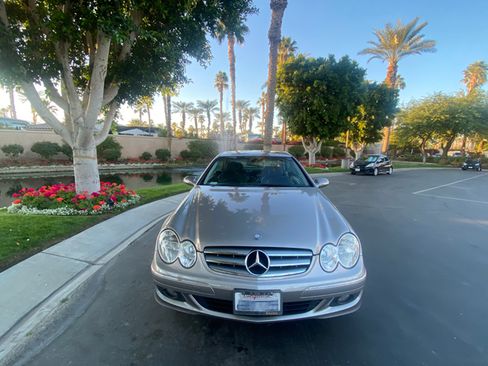 Used 2008 Mercedes-Benz CLK 350 Coupe image 8