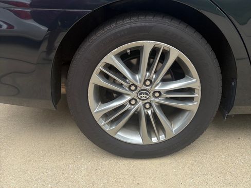 Used 2017 Toyota Camry SE FWD image 26