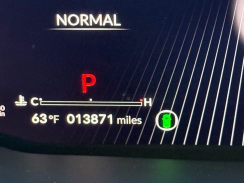 Used 2024 Acura MDX SH-AWD w/ Technology Package image 8