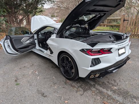 Used 2020 Chevrolet Corvette Stingray Preferred Cpe w/ 2LT Preferred Equipment Group image 9